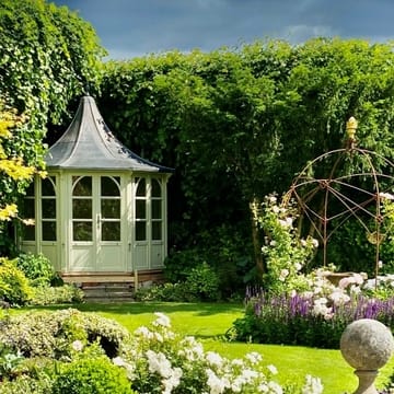 Lavenham Summerhouse 3000 1