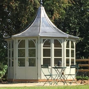 The Lavenham Summerhouse 02