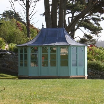 The Stow Summerhouse 03